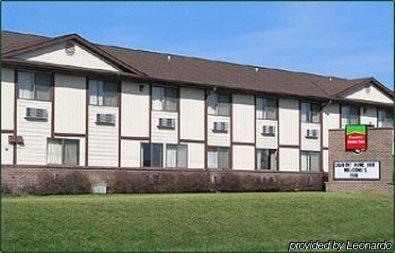 Cobblestone Inn & Suites - Trenton المظهر الخارجي الصورة